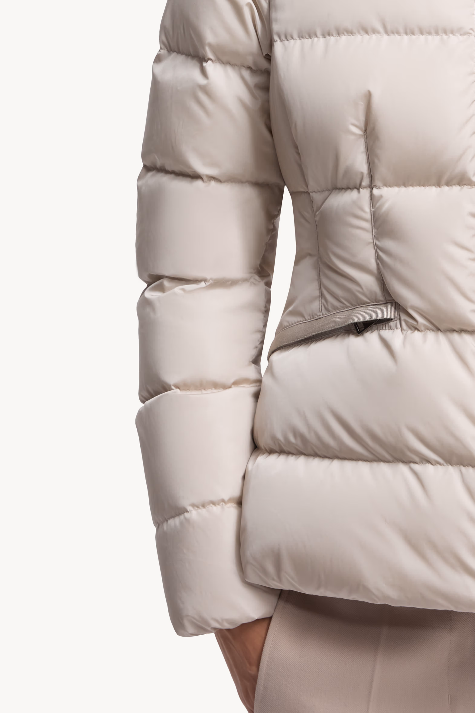 Plumífero corto con capucha Avoce Mujer Beige Moncler 7